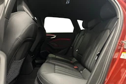 punainen Audi A5 2025 kuva 8.