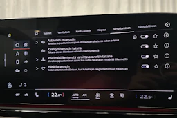 punainen Audi A5 2025 kuva 30.