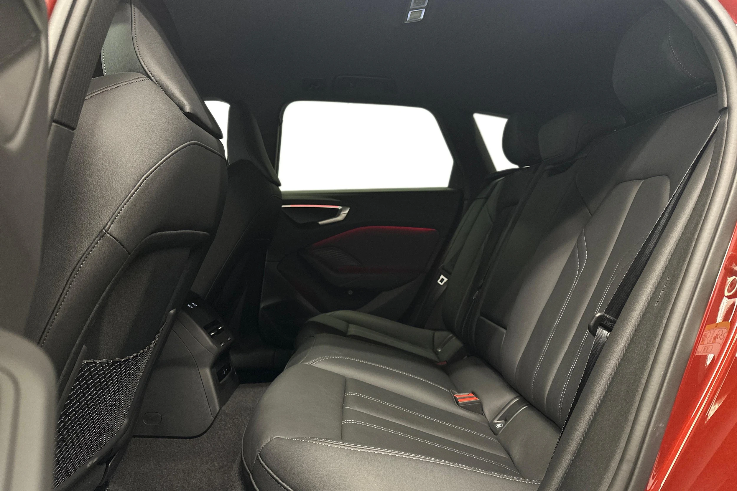 met. punainen Audi A5 2025 kuva 8.