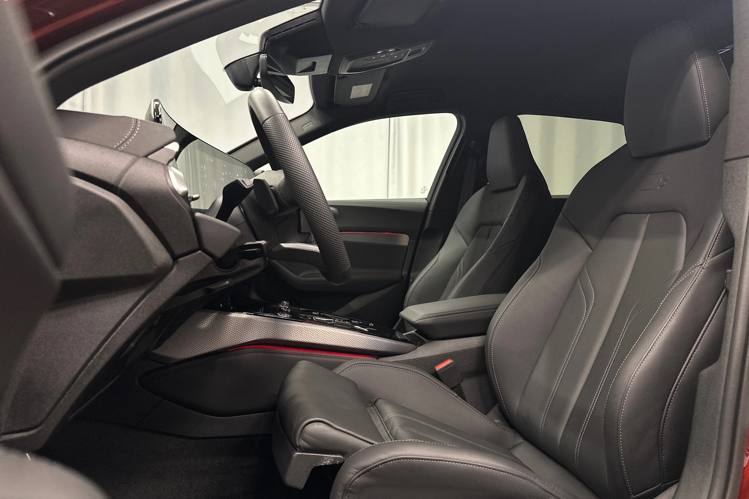 met. punainen Audi A5 2025 kuva 15.