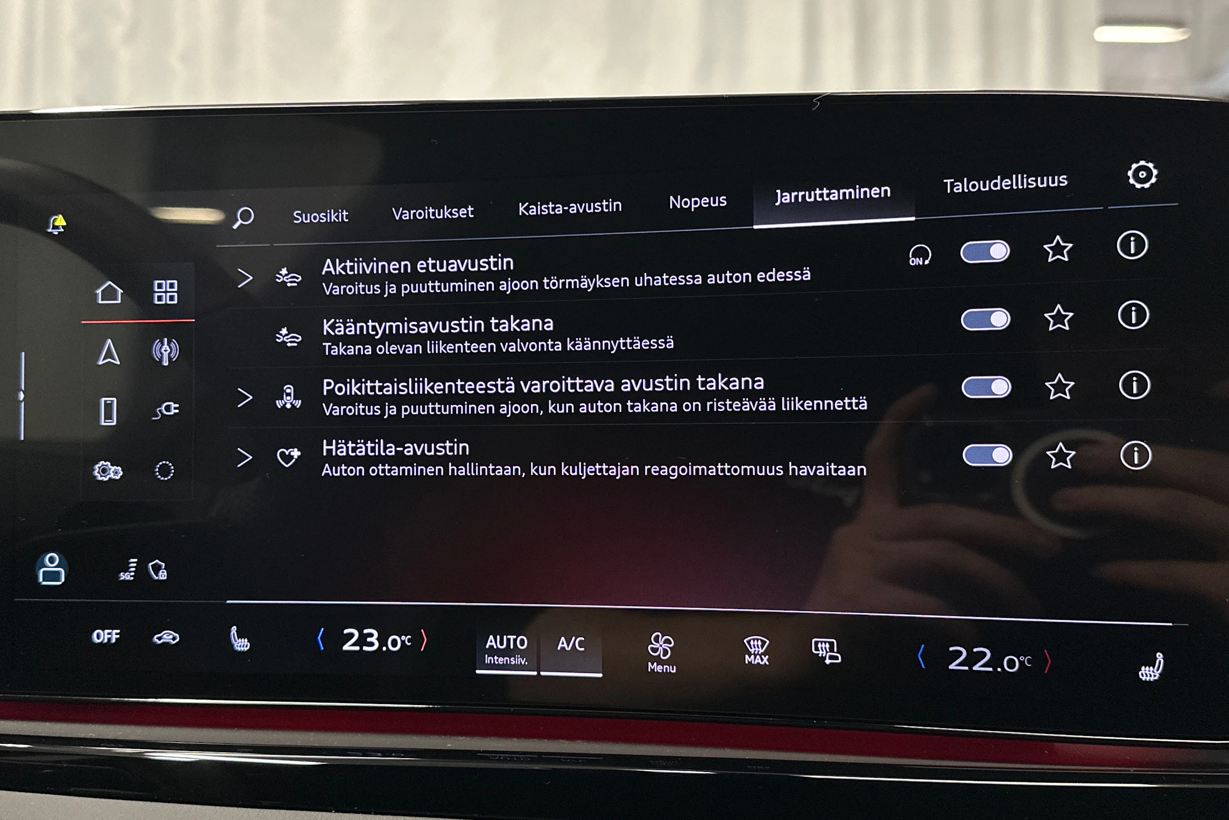met. punainen Audi A5 2025 kuva 31.