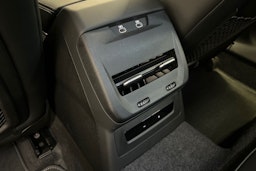 grenadine punainen Audi A5 2025 kuva 15.