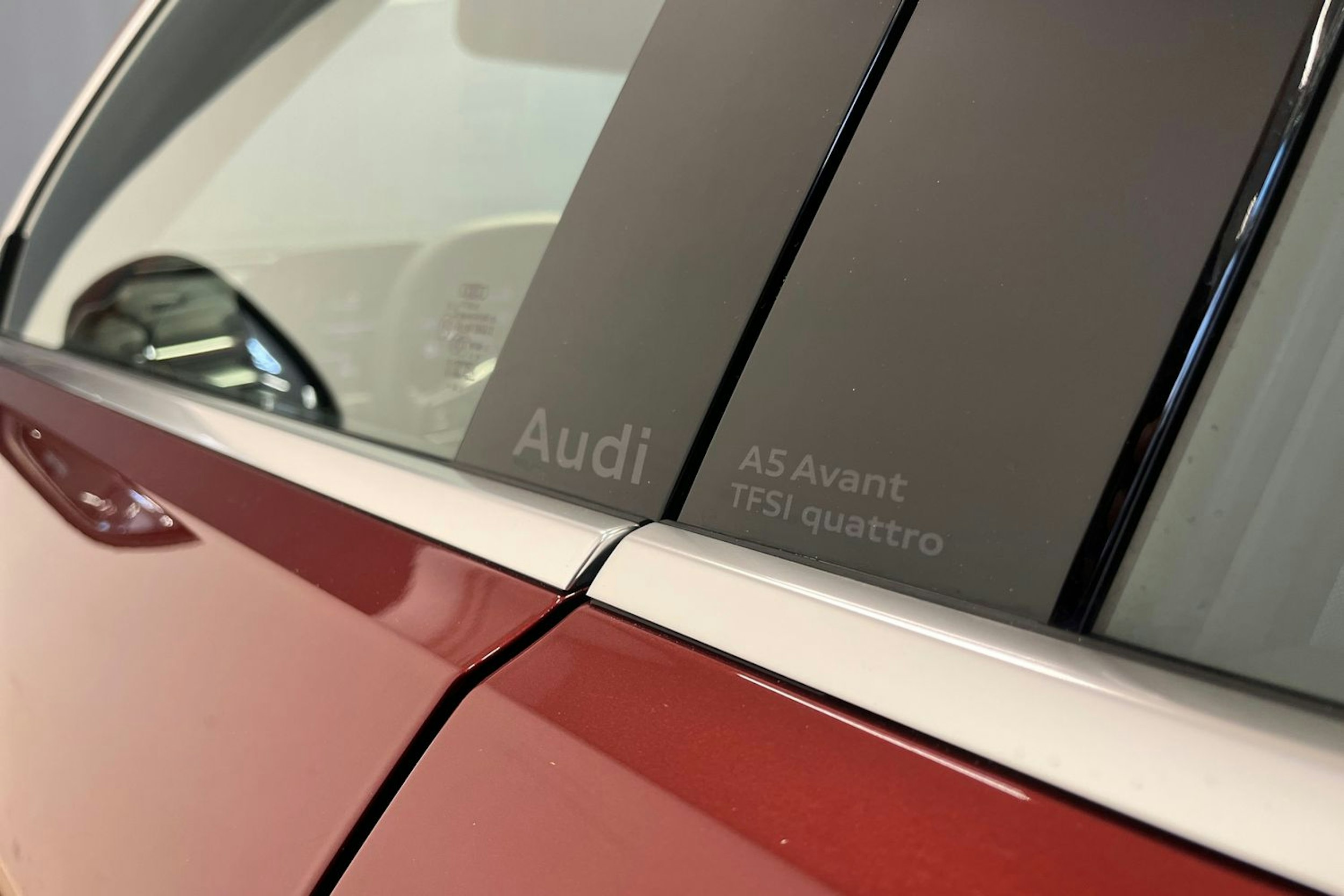 grenadine punainen Audi A5 2025 kuva 20.