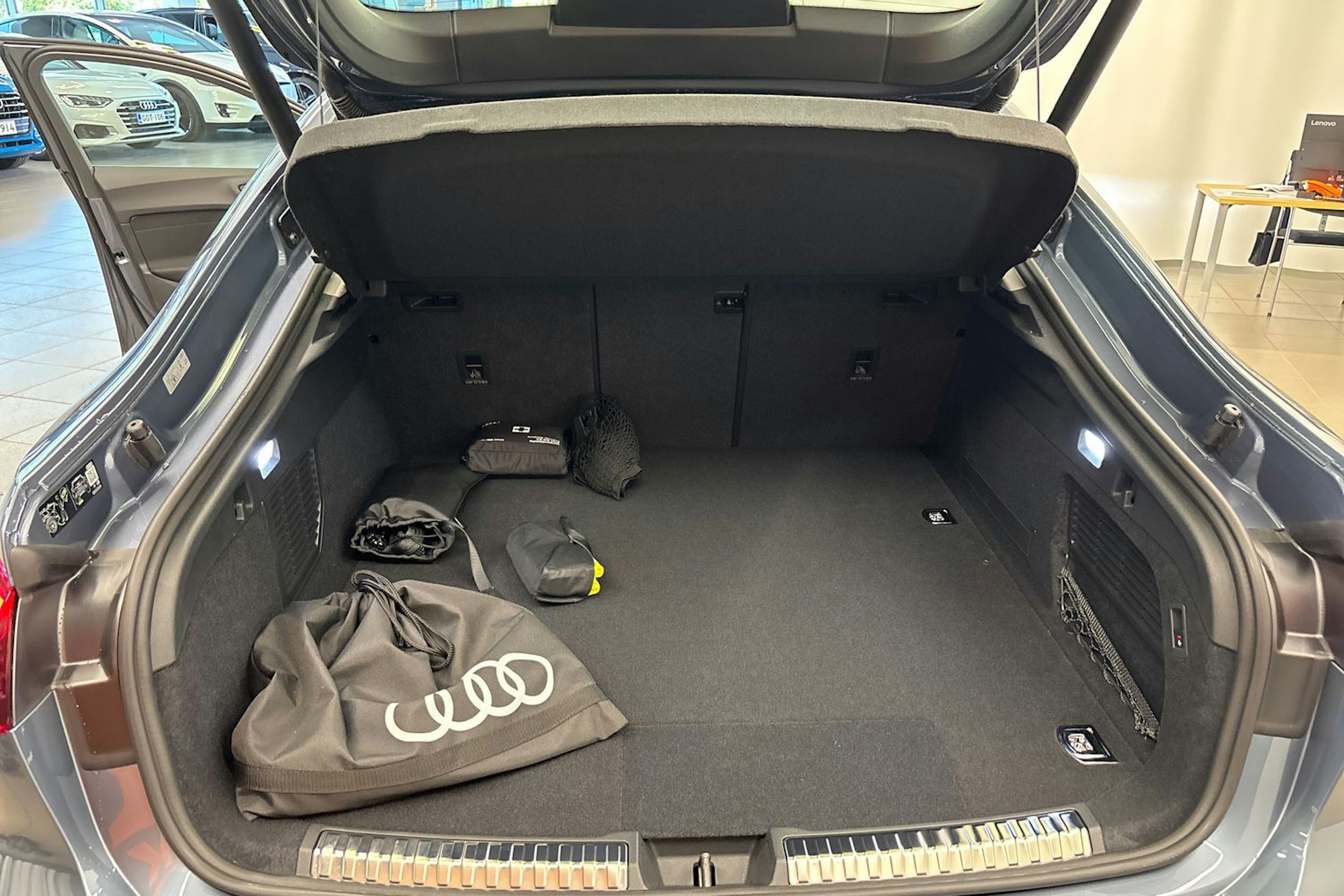 met. sininen Audi A5 2025 kuva 20.