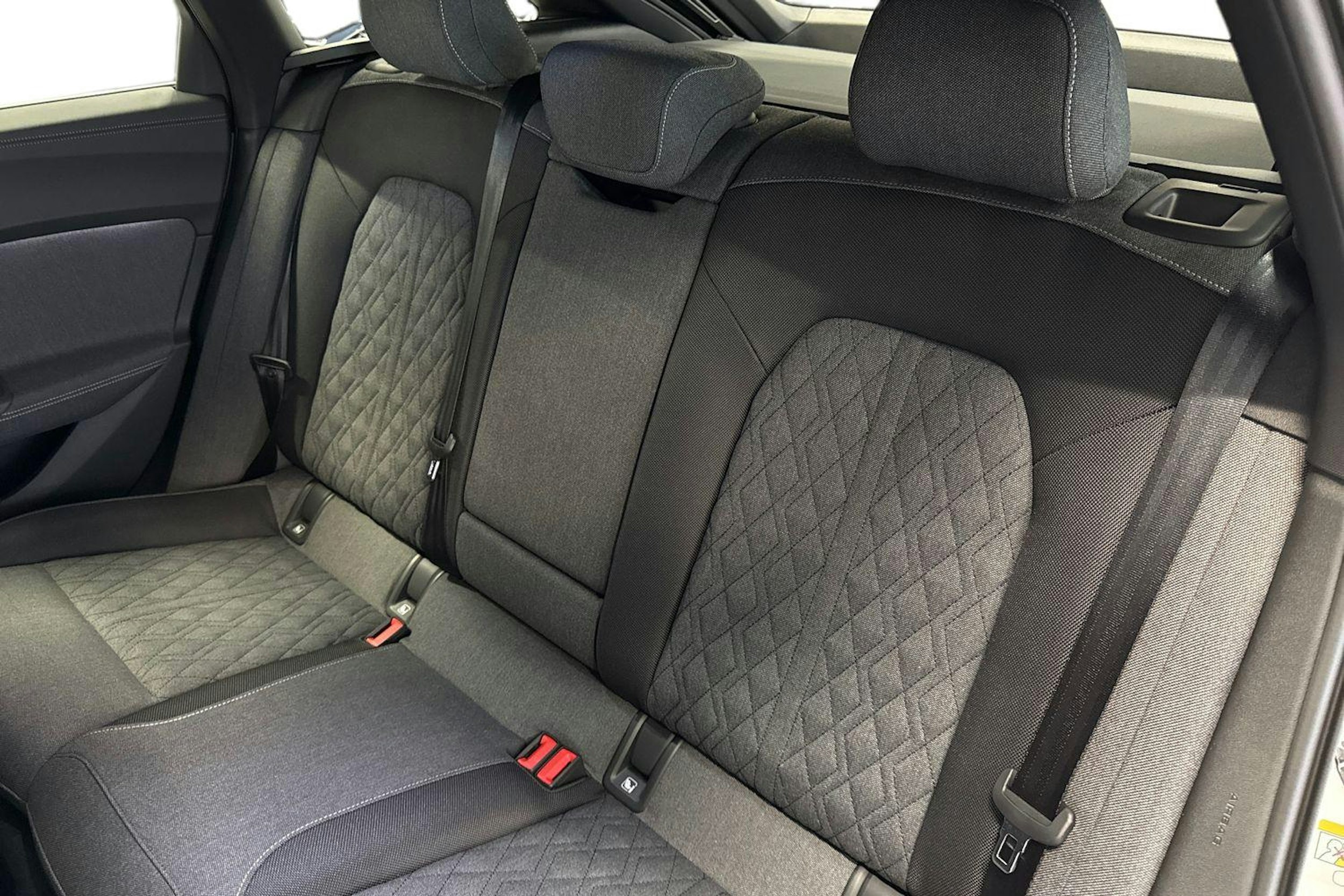 met. valkoinen Audi A5 2025 kuva 8.