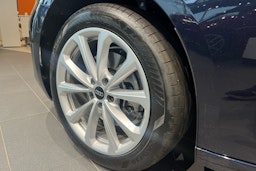 sininen Audi A5 2025 kuva 10.