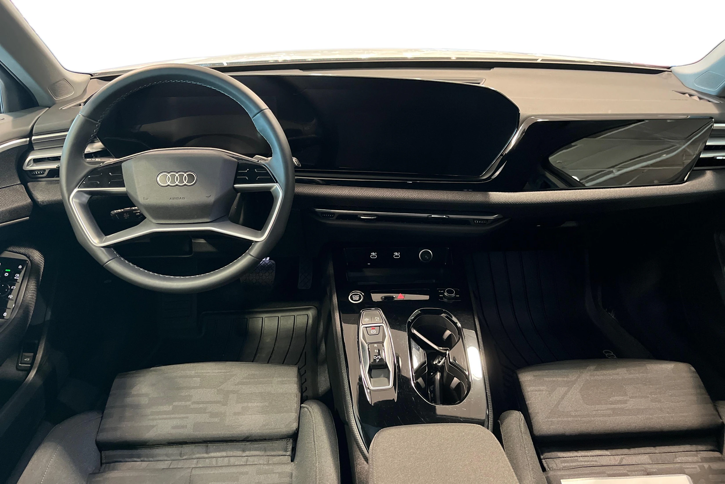 valkoinen Audi A5 2025 kuva 7.