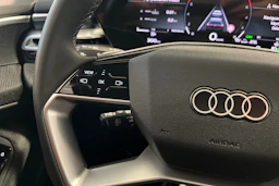 valkoinen Audi A5 2025 kuva 11.