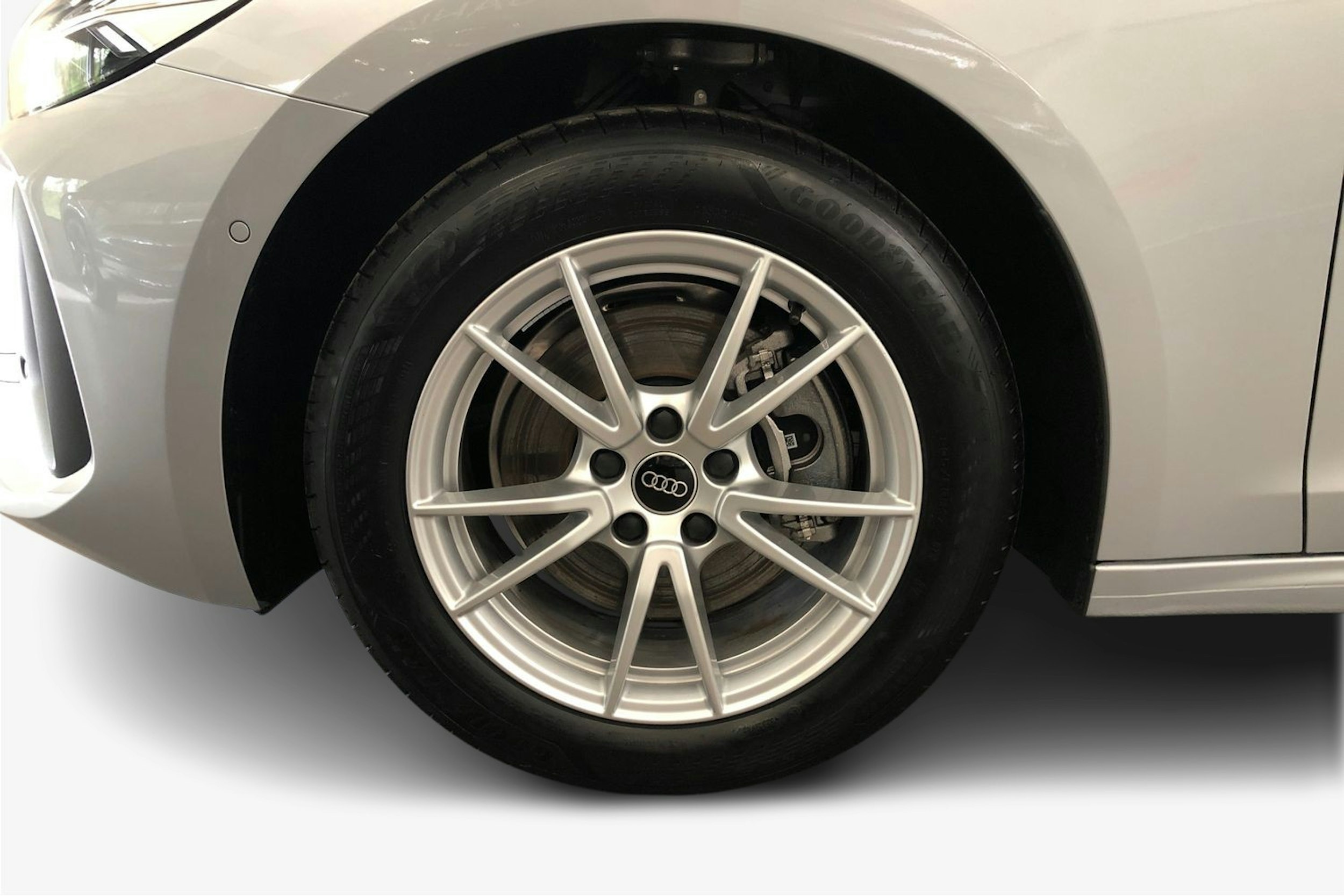met. hopea Audi A5 2025 kuva 9.