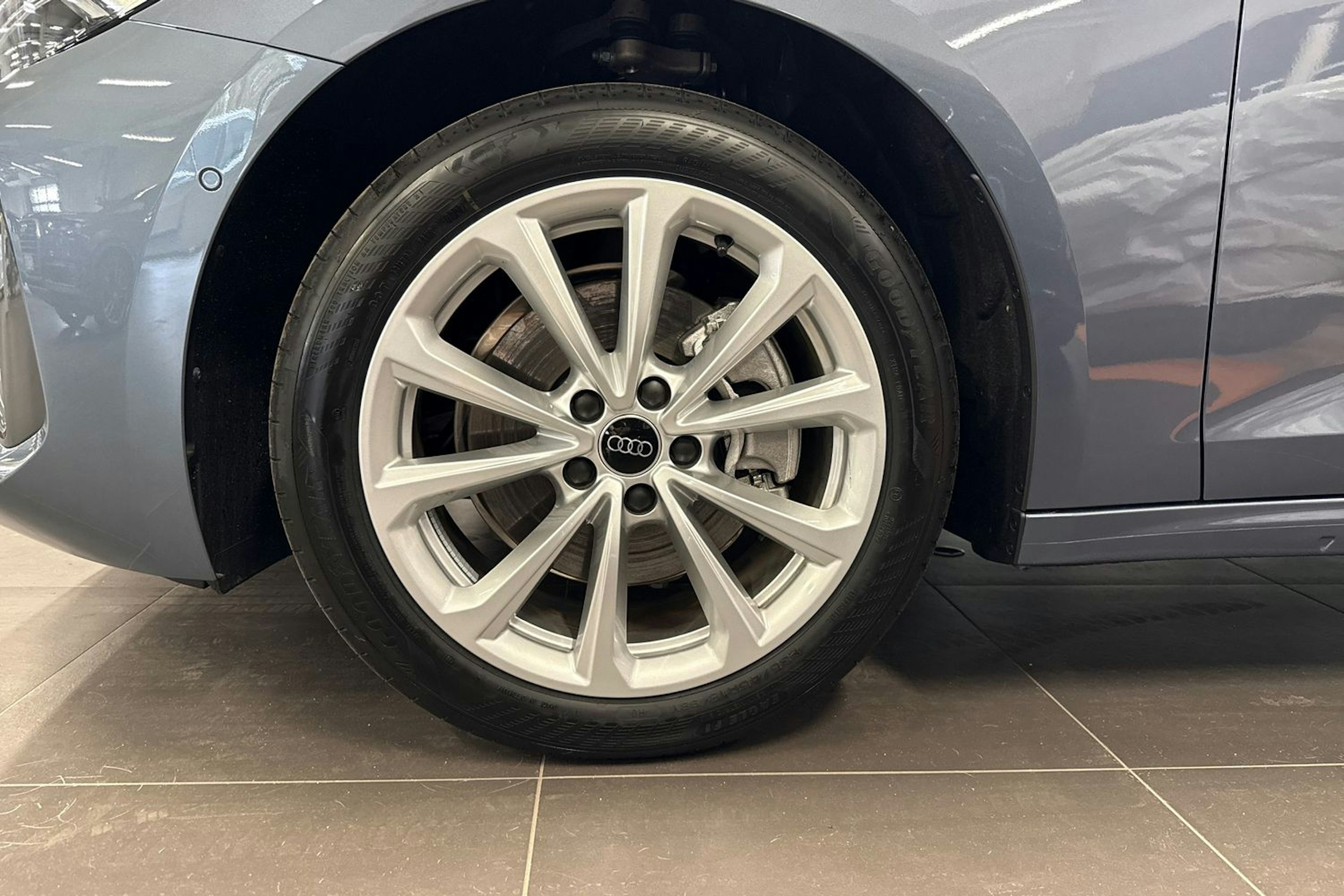 met. sininen Audi A5 2025 kuva 10.