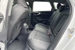 valkoinen Audi A5 2025 kuva 8.