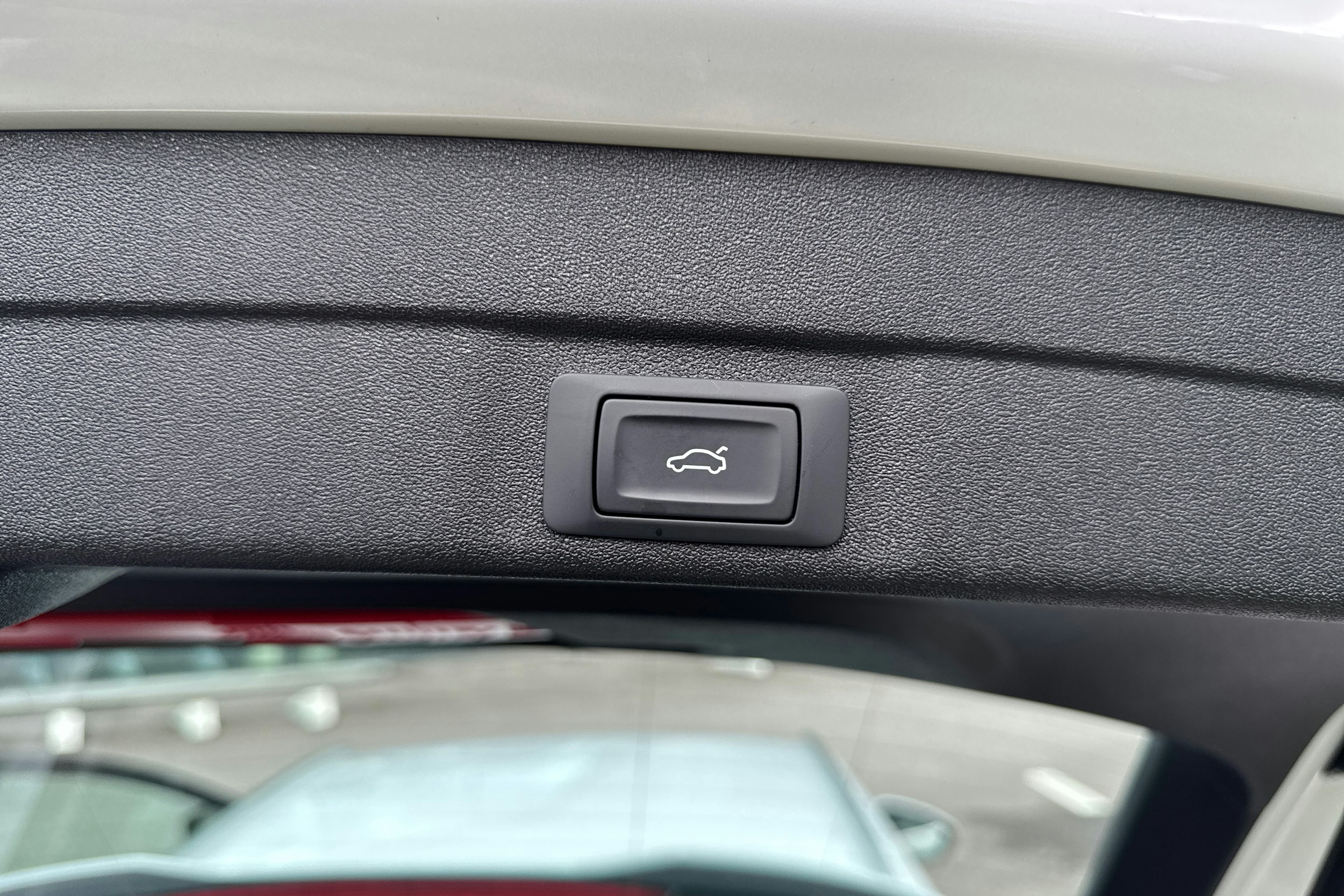 valkoinen Audi A5 2025 kuva 15.