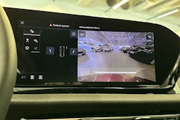 Punainen Audi A5 2025 kuva 18.