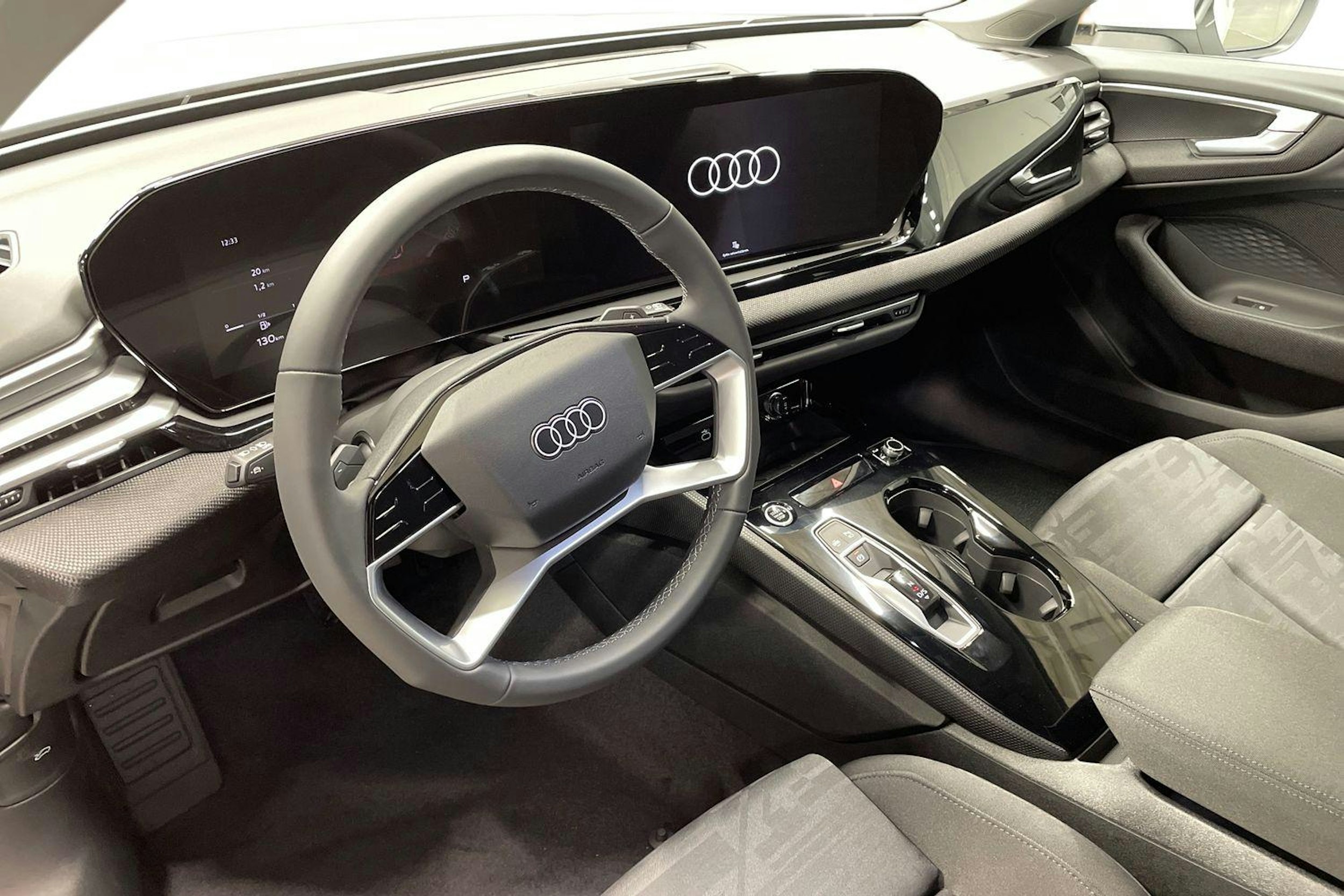 valkoinen Audi A5 2025 kuva 6.