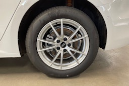 valkoinen Audi A5 2025 kuva 10.