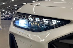 valkoinen Audi A5 2025 kuva 22.