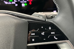 jäätikön valkoinen Audi A5 2025 kuva 11.