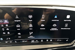 jäätikön valkoinen Audi A5 2025 kuva 12.