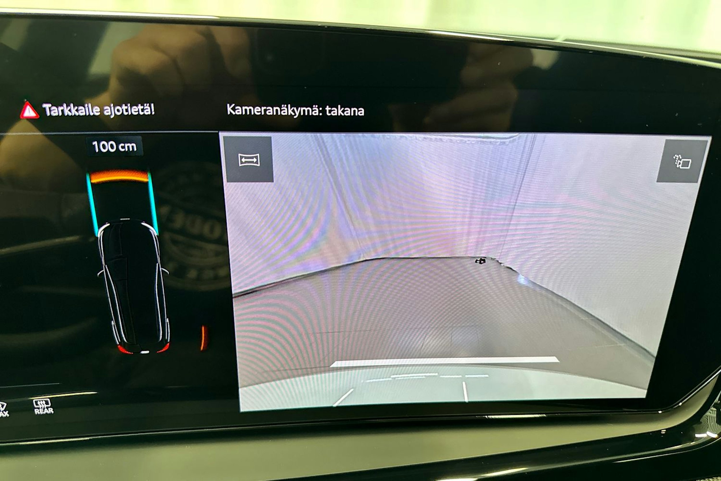 jäätikön valkoinen Audi A5 2025 kuva 14.