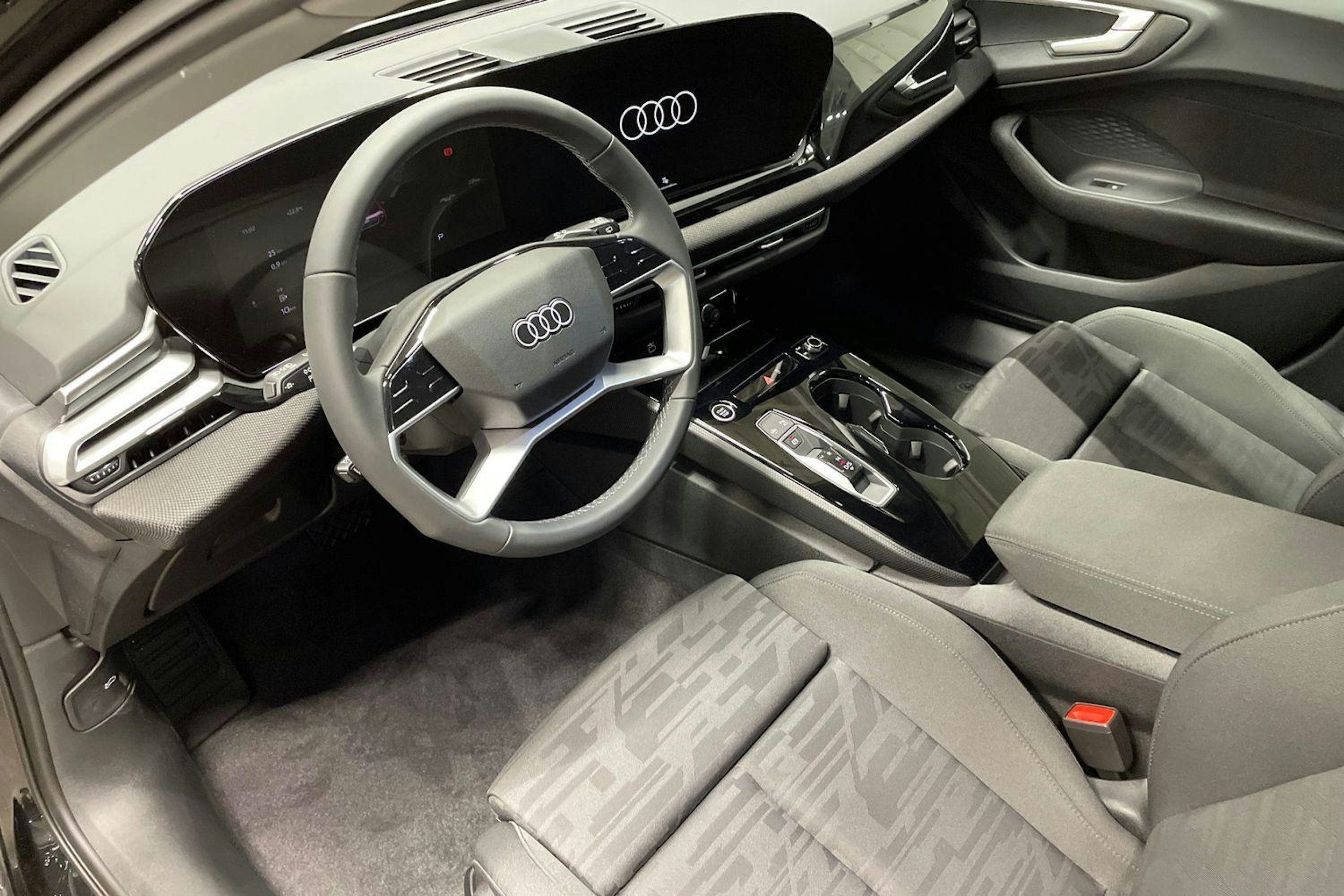 musta Audi A5 2025 kuva 6.