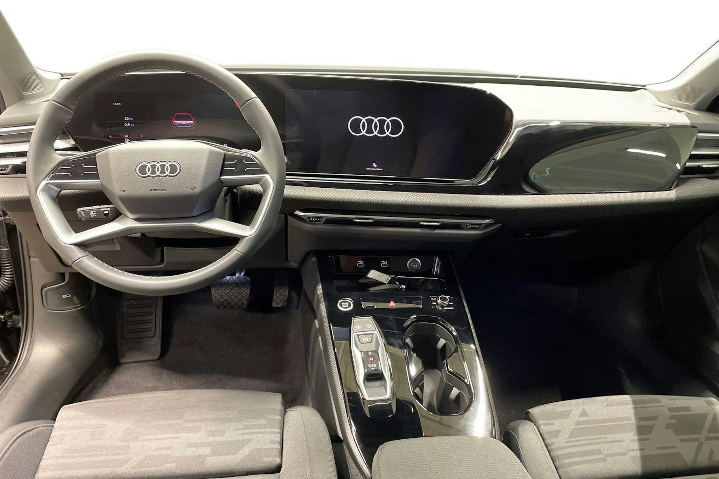musta Audi A5 2025 kuva 7.
