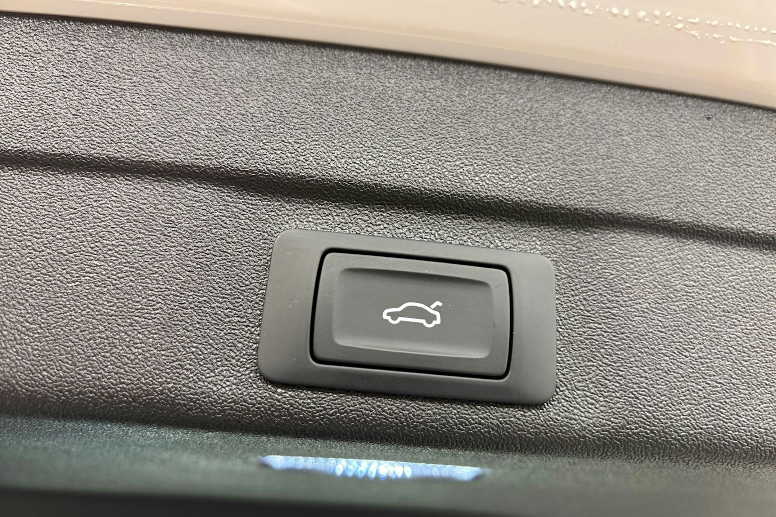 valkoinen Audi A5 2025 kuva 23.