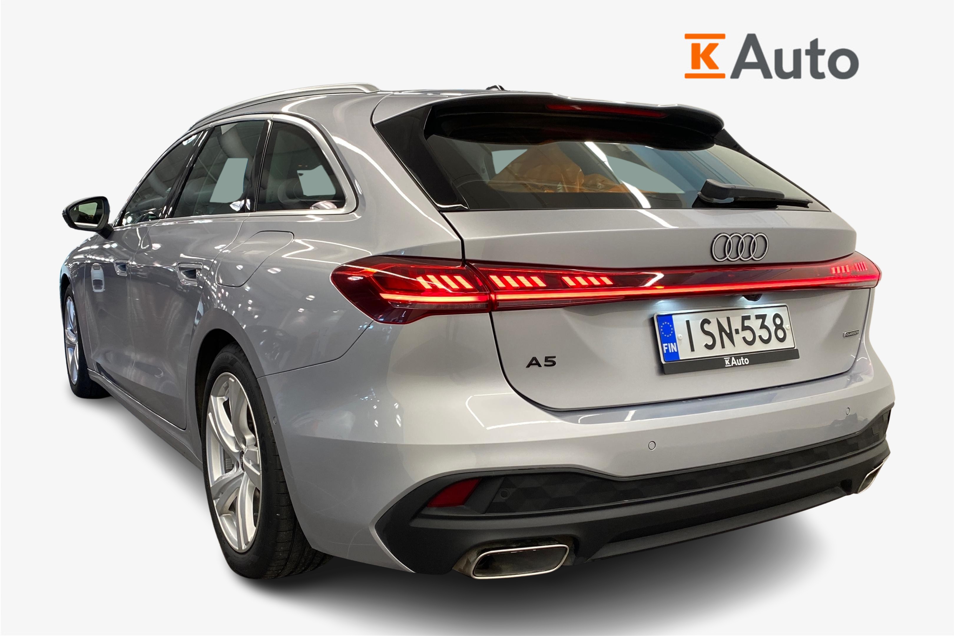 Audi A5 Avant e-hybrid quattro 220 kW 2025, photo 2/3