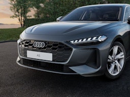 chronos harmaa Audi A5 2025 kuva 9.