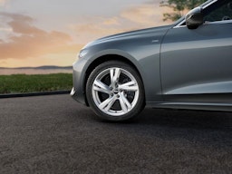 chronos harmaa Audi A5 2025 kuva 10.