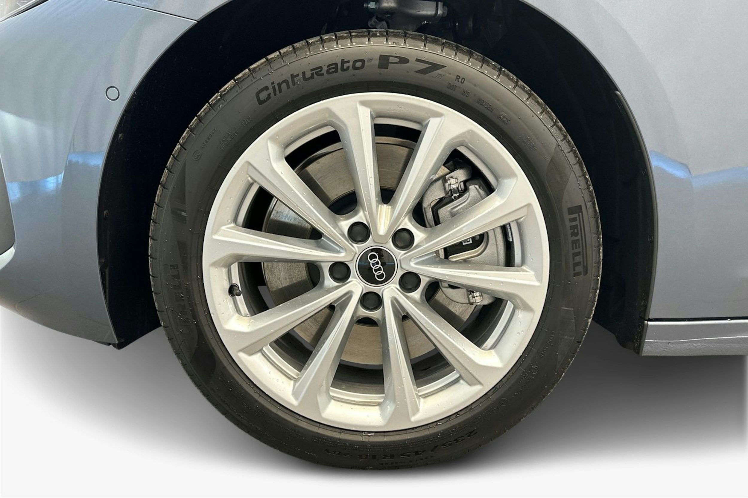 horizon sininen Audi A5 2025 kuva 24.