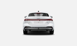 jäätikön valkoinen Audi A5 2025 kuva 8.