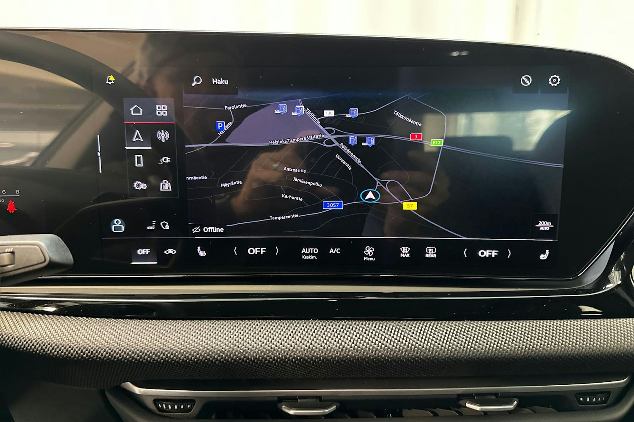 jäätikön valkoinen Audi A5 2025 kuva 10.