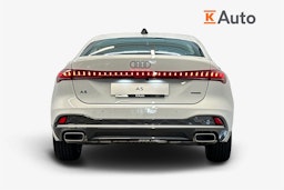 jäätikön valkoinen Audi A5 2025 kuva 17.