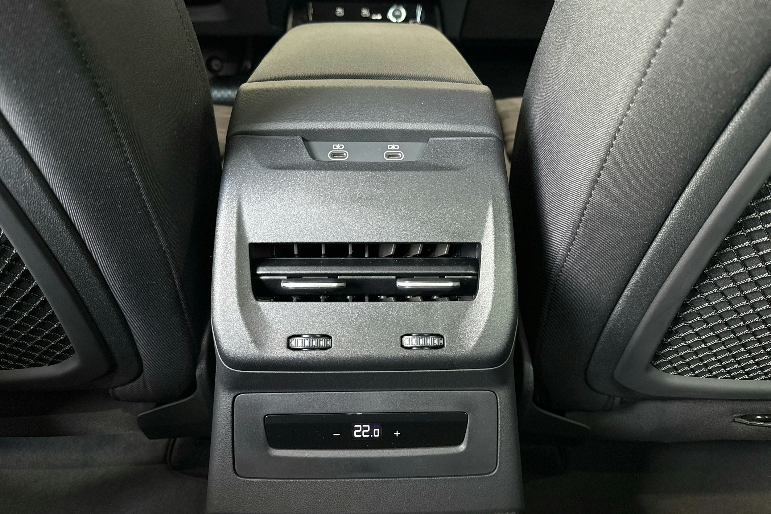 met. musta Audi A5 2025 kuva 18.