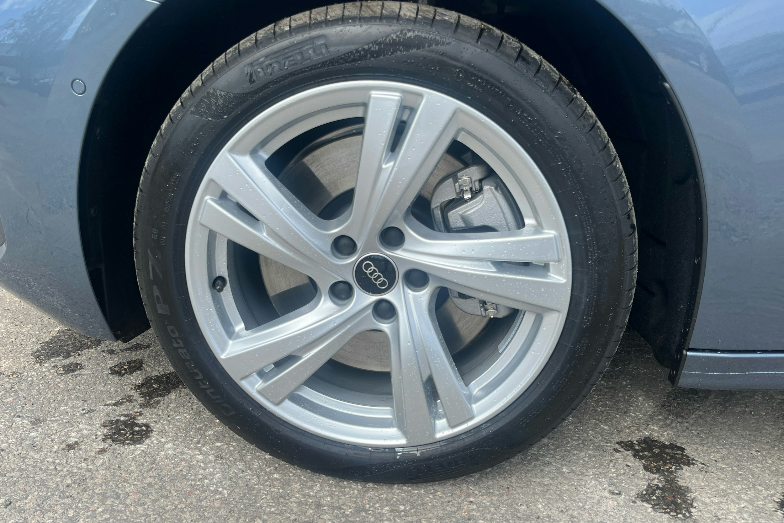 sininen Audi A5 2025 kuva 9.