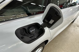 valkoinen Audi A5 2025 kuva 26.