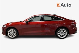 grenadine punainen Audi A5 2025 kuva 12.