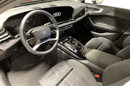 grenadine punainen Audi A5 2025 kuva 13.