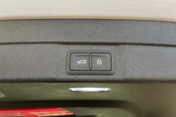jäätikön valkoinen Audi A5 2025 kuva 14.