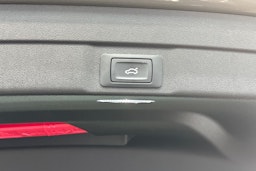 chronos harmaa Audi A5 2025 kuva 15.