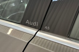 chronos harmaa Audi A5 2025 kuva 20.