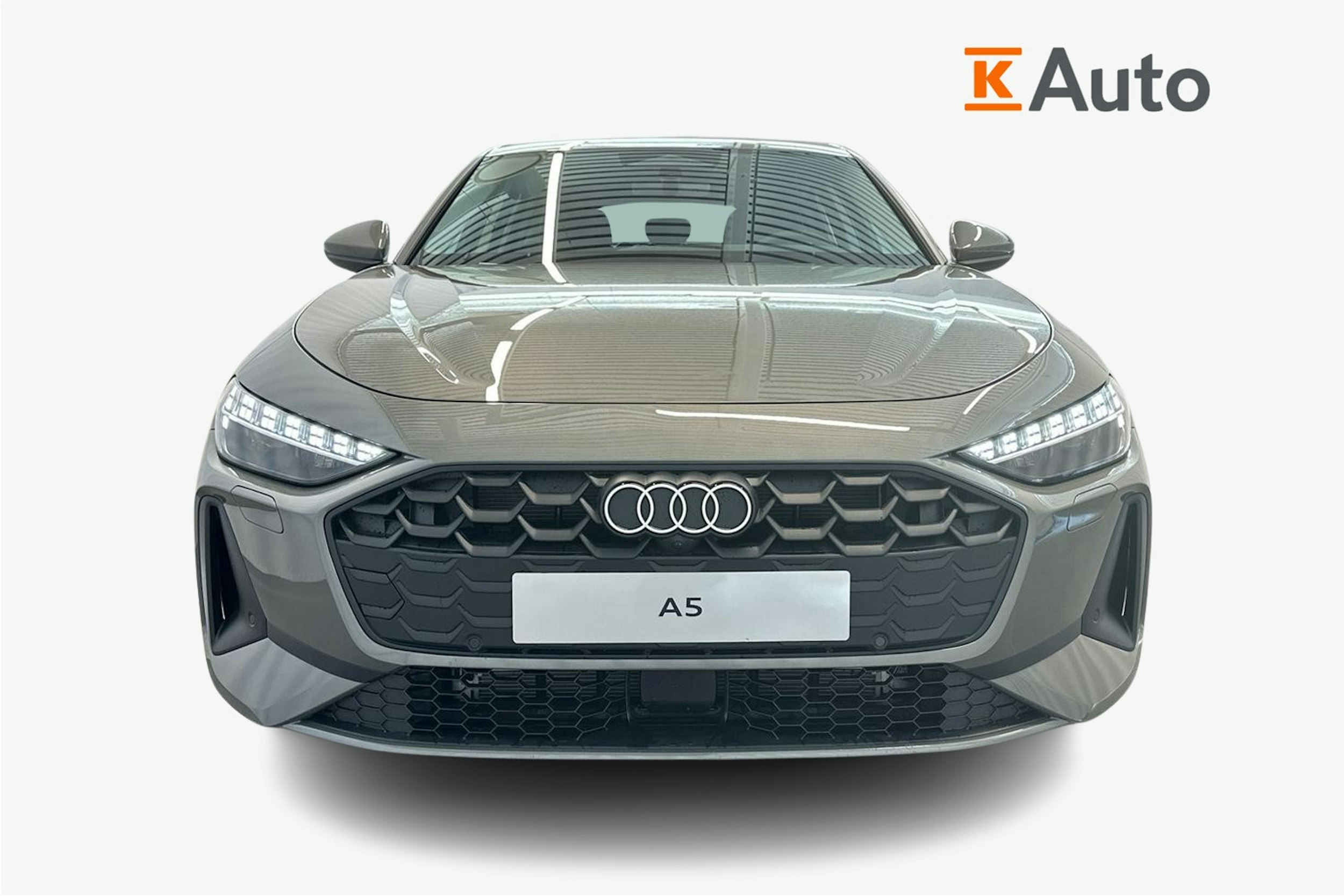 chronos harmaa Audi A5 2025 kuva 22.