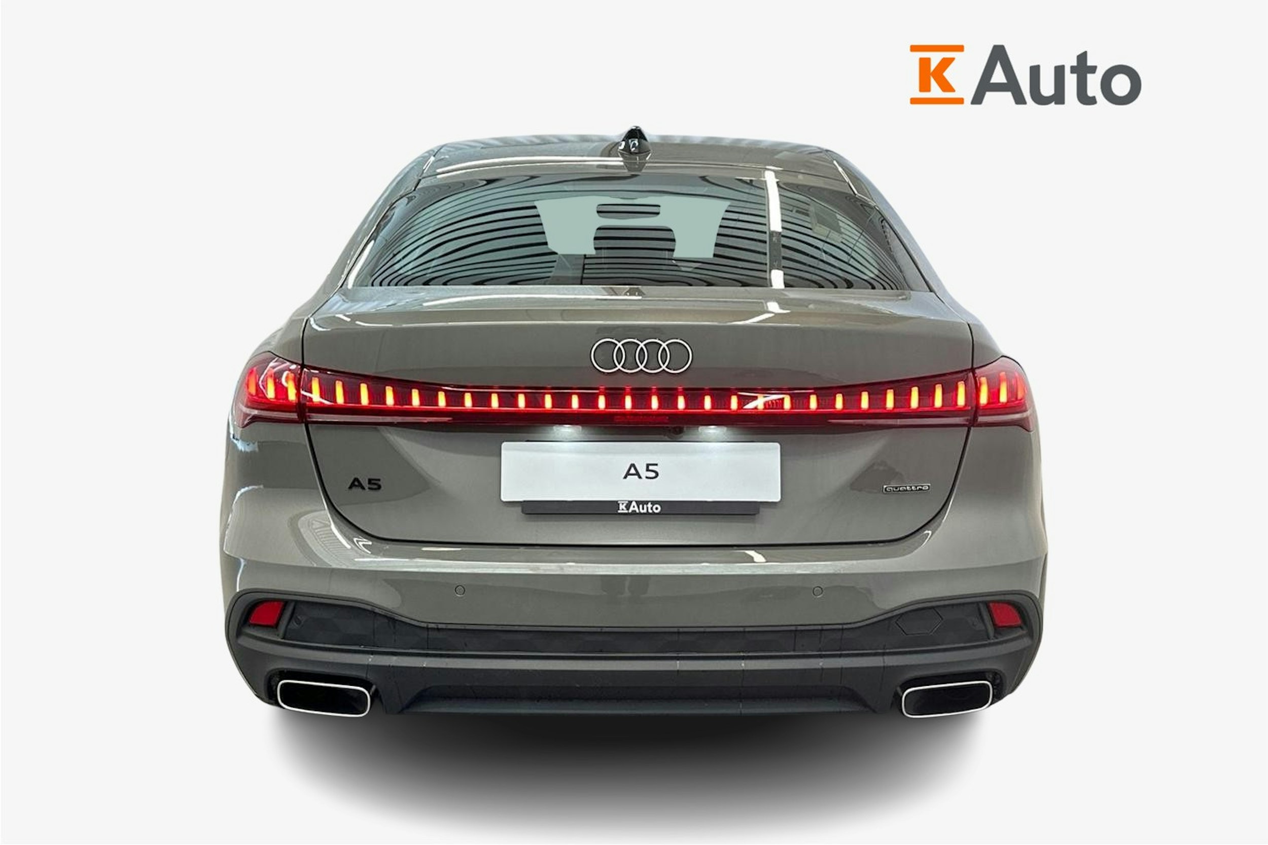 chronos harmaa Audi A5 2025 kuva 23.
