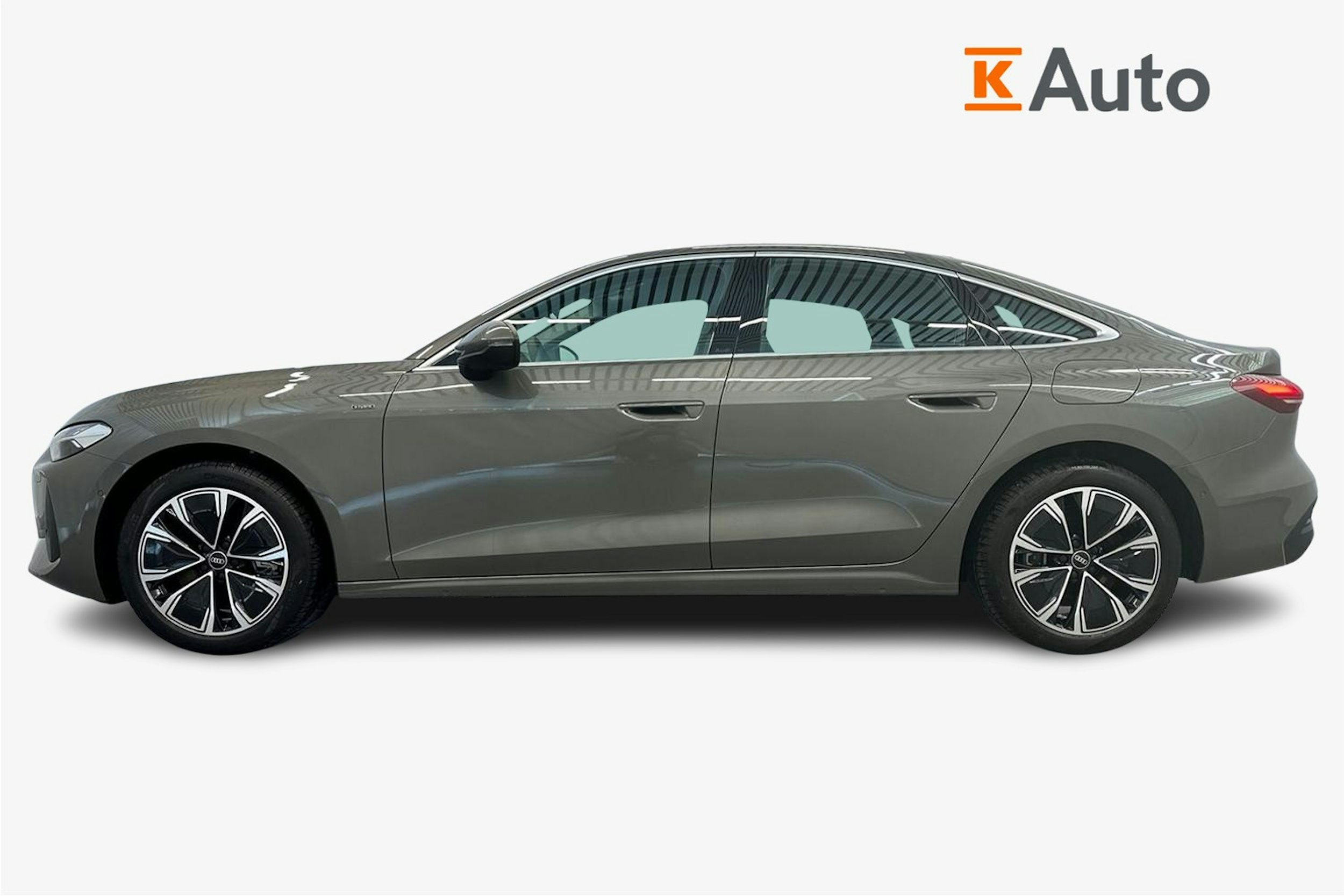 chronos harmaa Audi A5 2025 kuva 24.