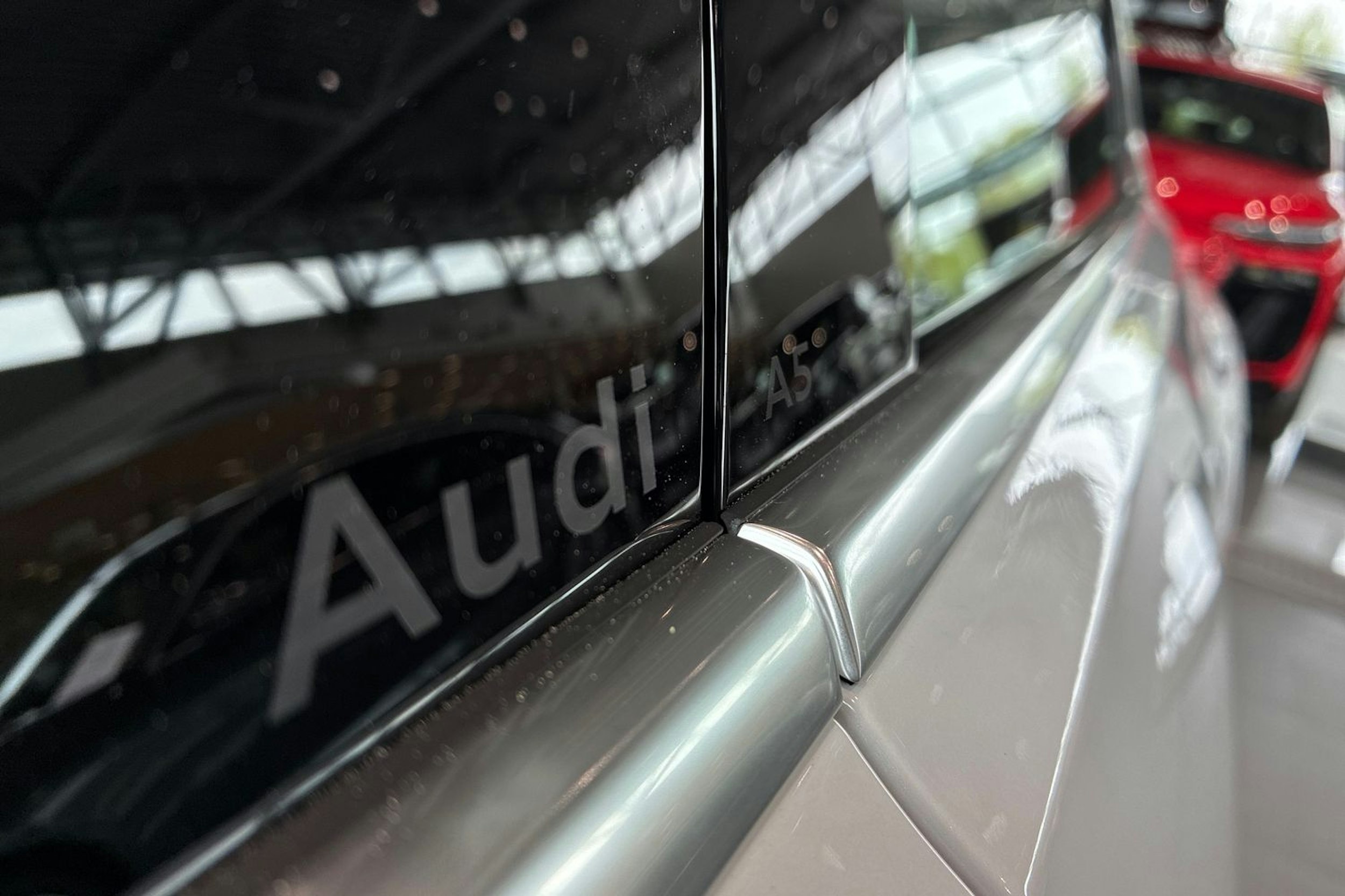metallivalkoinen Audi A5 2025 kuva 7.