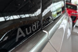 metallivalkoinen Audi A5 2025 kuva 7.