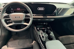 metallivalkoinen Audi A5 2025 kuva 14.