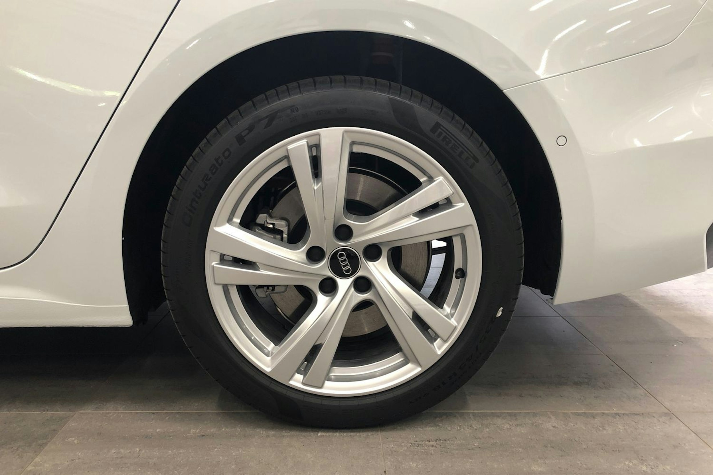 met. valkoinen Audi A5 2025 kuva 10.