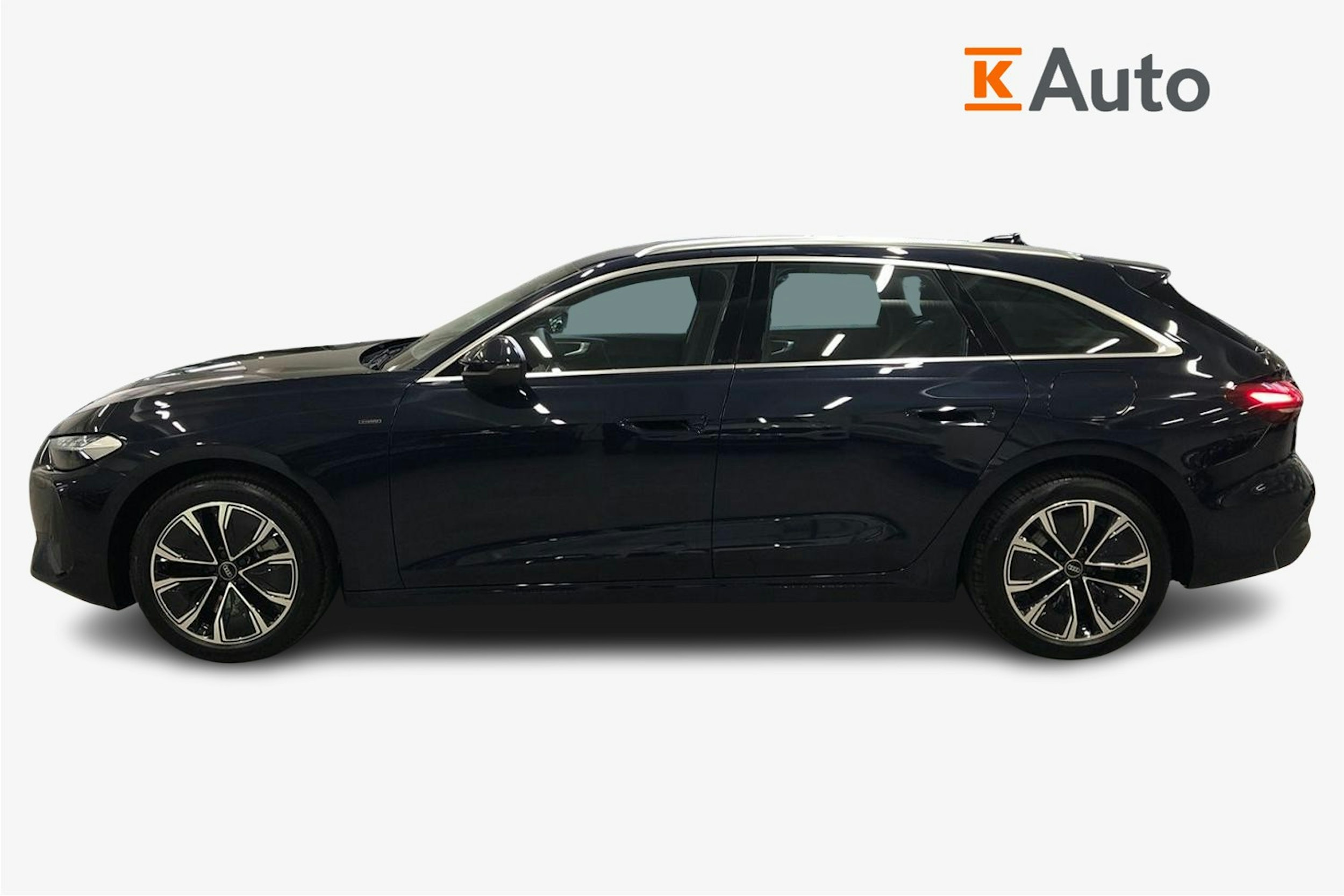 firmament sininen Audi A5 2025 kuva 5.