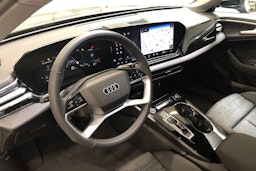 firmament sininen Audi A5 2025 kuva 6.